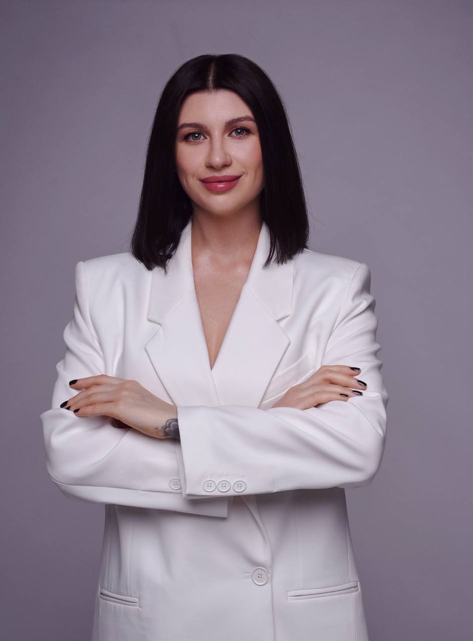 Hanna Khalin, founder and educator at N1 Nails Academy